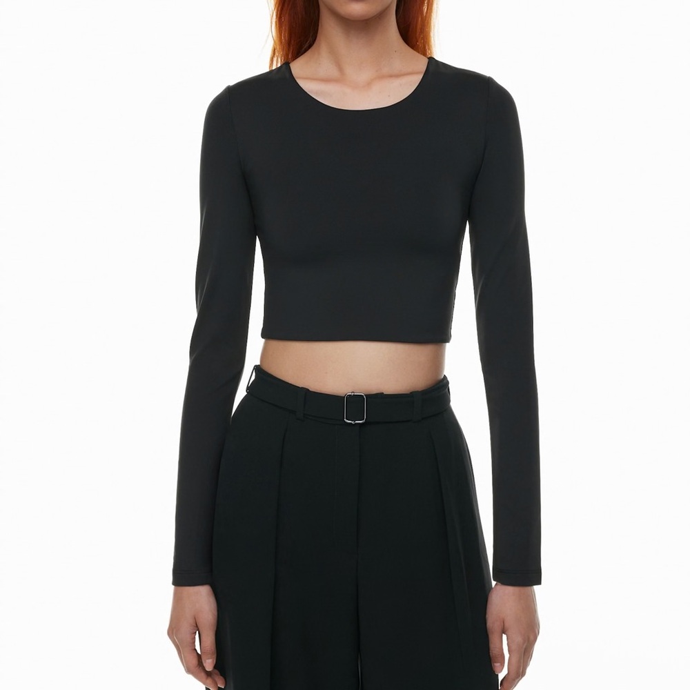 NWT Aritzia Babaton Contour Cropped Long Sleeve Top Black Size S Double Layer